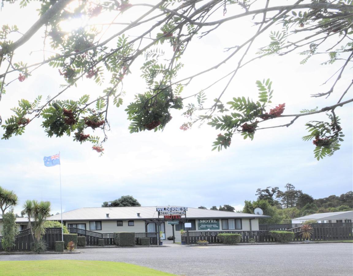 Wilderness Motel Accommodation Haast Buitenkant foto