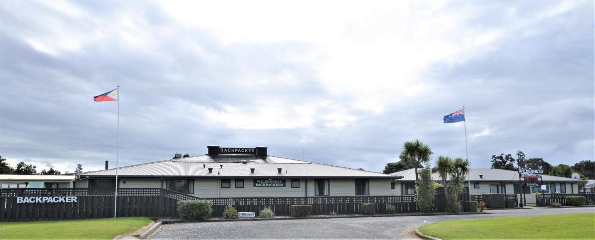 Wilderness Motel Accommodation Haast Buitenkant foto