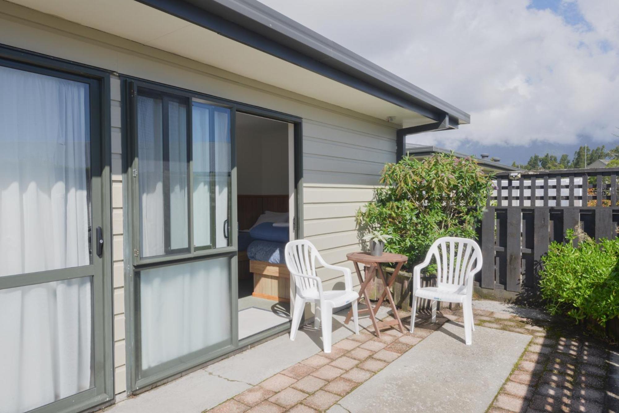 Wilderness Motel Accommodation Haast Buitenkant foto